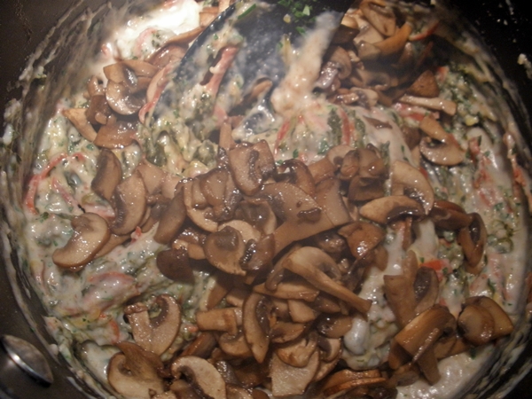 Spinach, Pepperoni, & Mushroom Whole Wheat Crepes recipe