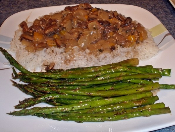 baked asparagus with balsamic butter sauce